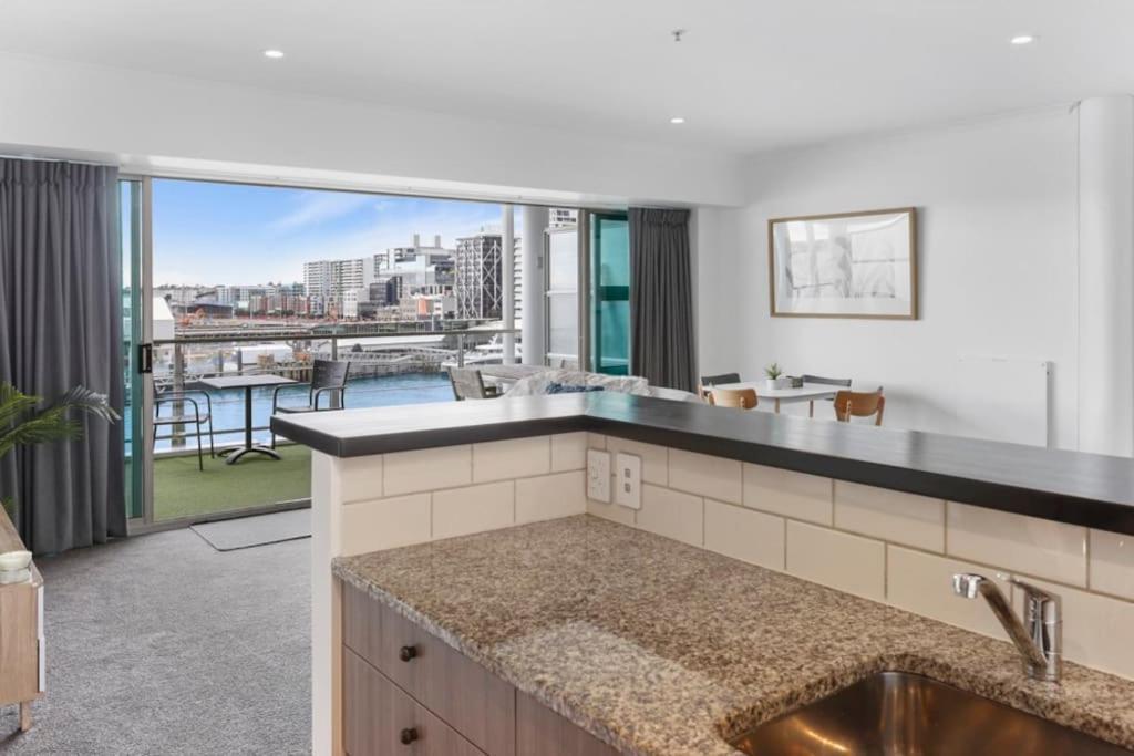 Newly Refurbished Waterfront Apartment! 3320 Auckland Zewnętrze zdjęcie